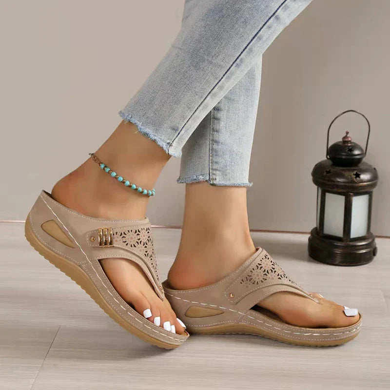 Daisy-Orthopedische-Sandalen-Ontdek-ongeevenaard-comfort-met-stijlvolle-orthopedische-sandalen-voor-dames-Hallo-Susanne-2.webp