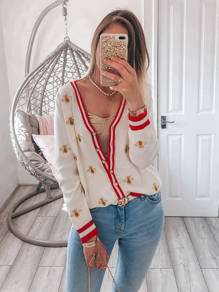 High-Quality-Fashion-Designer-Bee-Embroidery-Cardigan-Long-Sleeve-Single-Breasted-Contrast-Color-Button-Knitted-Sweaters_a4f3fba3-e8ee-4539-9920-b7bc34f19c1f.webp