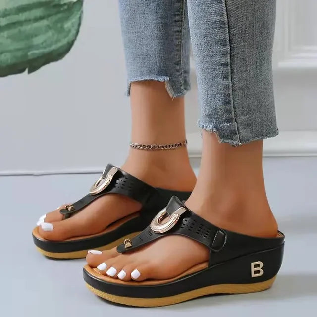 Summer-Sandals-Women-2024-Big-Size-Platform-Wedges-Sandals-Slippers-Non-Slip-Open-Toe-Flip-Flops.jpg_640x640_801d2ead-2538-4e1c-bf20-2f9666263471.webp